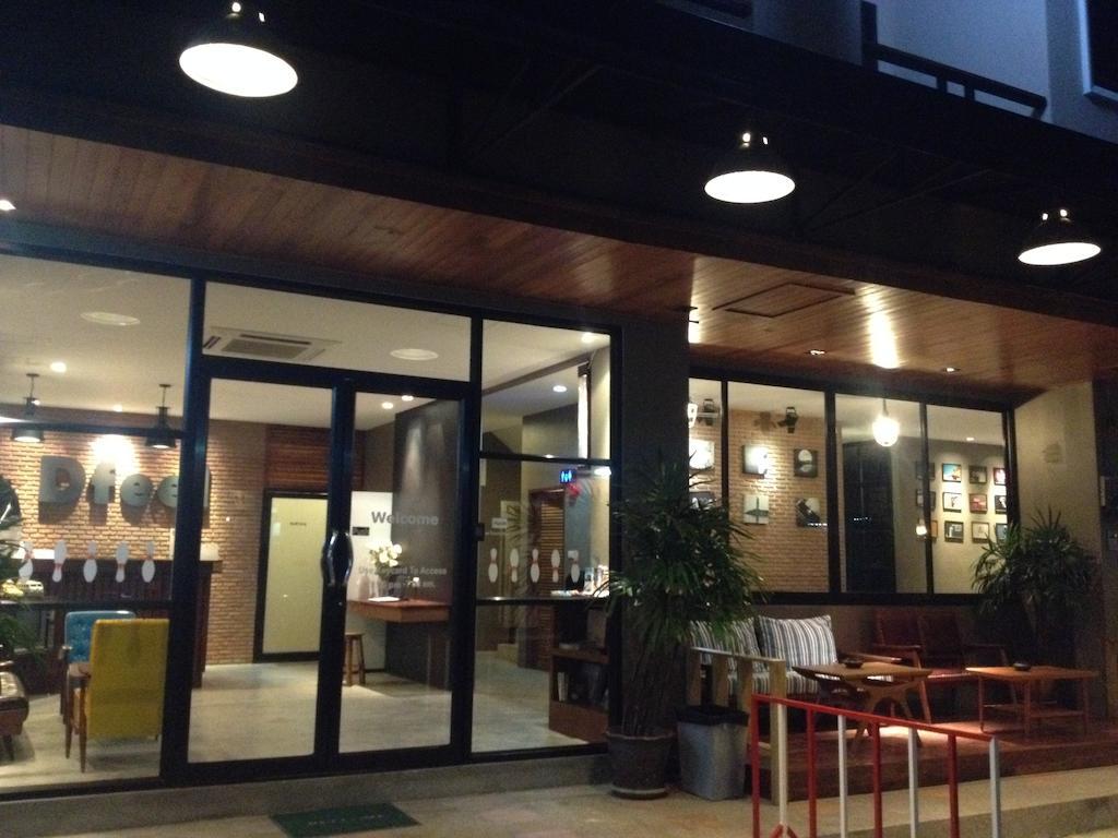 Dfeel House Hostel Patong Bagian luar foto